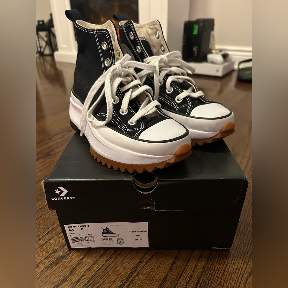 Converse run star high top brand new sneakers